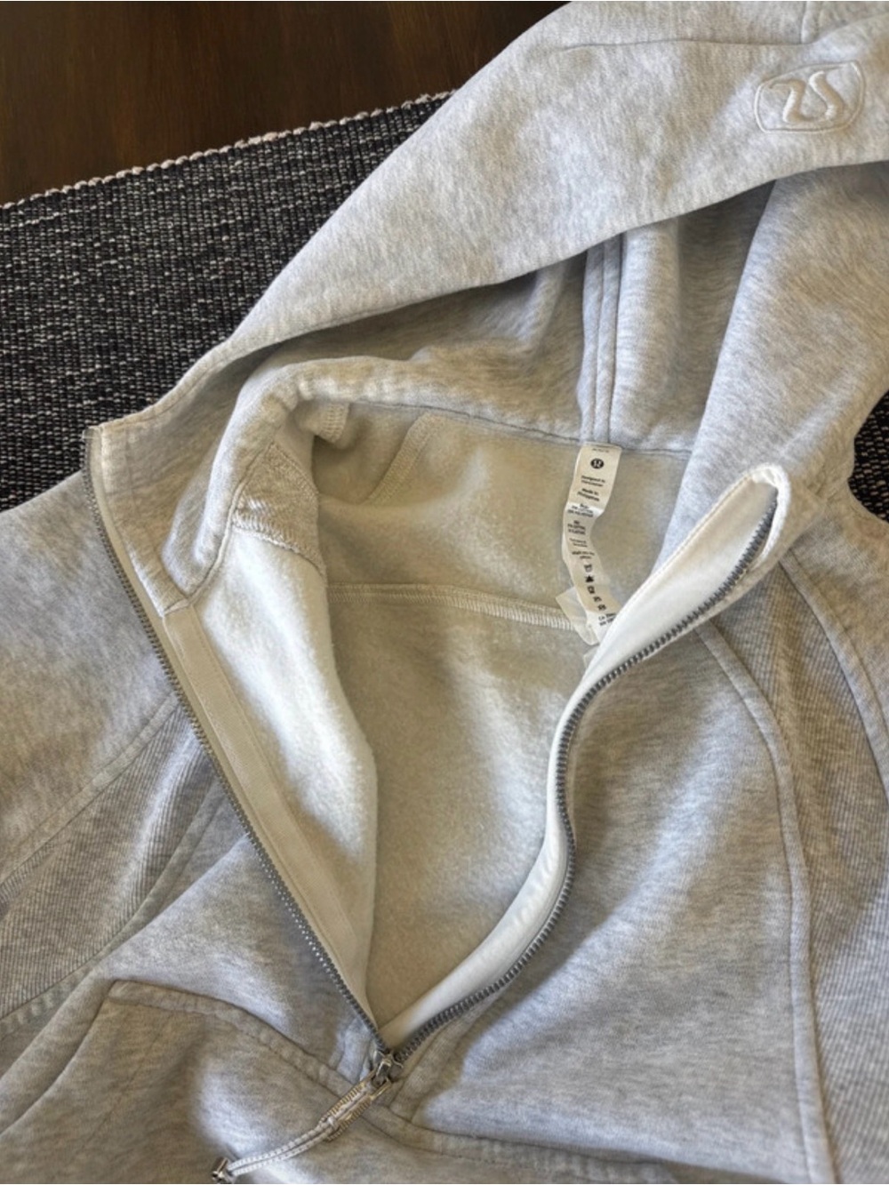 Lululemon Scuba - Picture 3 of 3